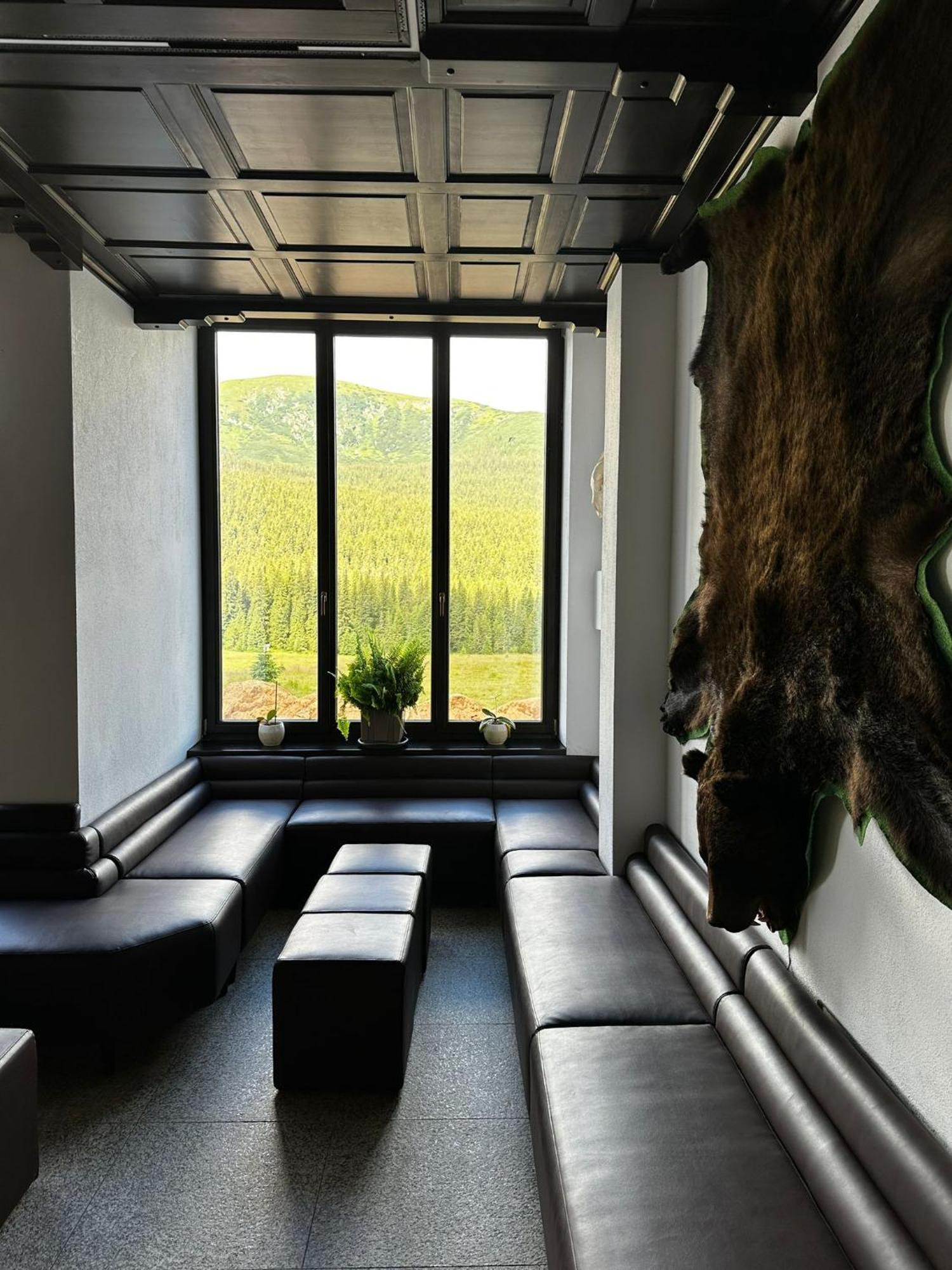 Poarta Raiului Hotel Tau Bistra Exterior photo