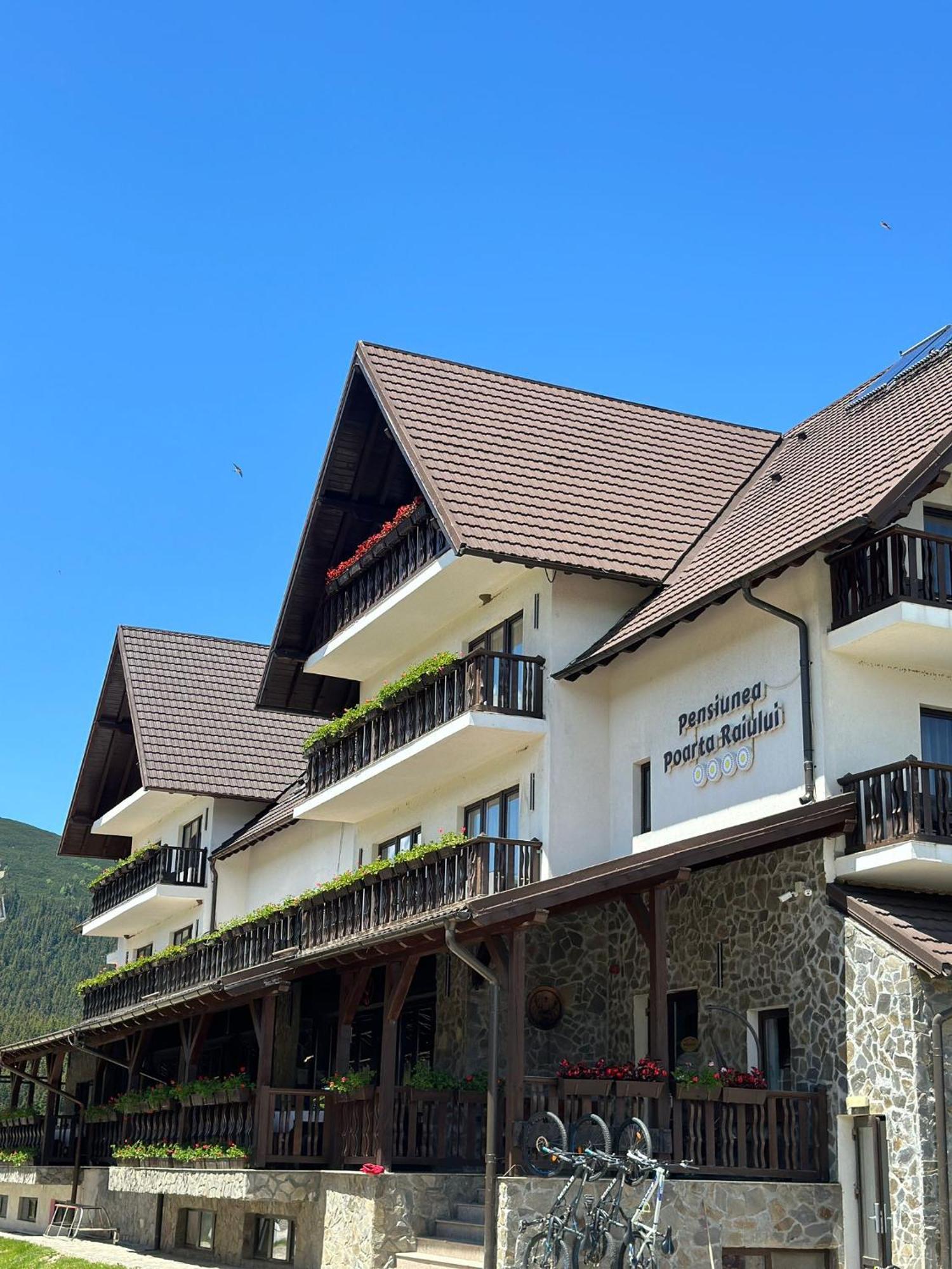 Poarta Raiului Hotel Tau Bistra Exterior photo